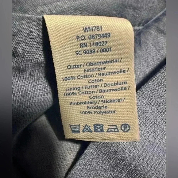 Stunning BODEN Blue Embroidered
Fruity Fun Dress 100% Cotton W/Pockets Size 4R - Picture 10 of 12